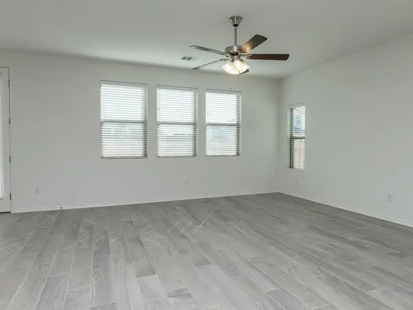9113 Garnet DR, Austin, TX 78729