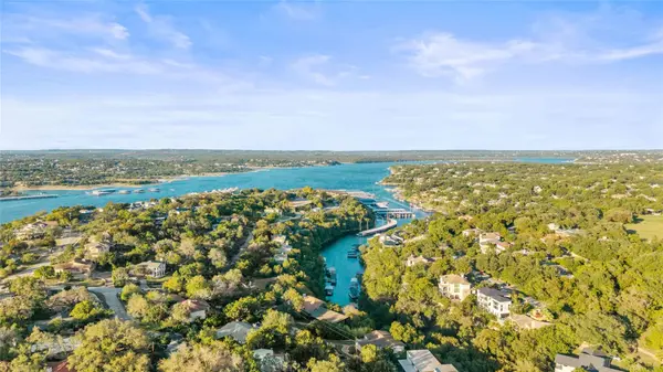 306 Sunfish ST, Lakeway, TX 78734