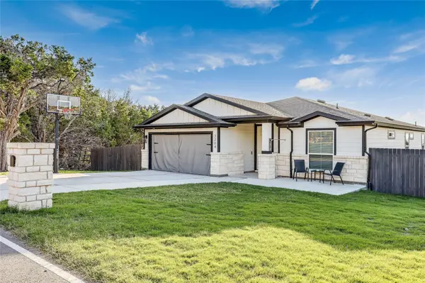 3204 Mount Vernon Ave, Lago Vista, TX 78645