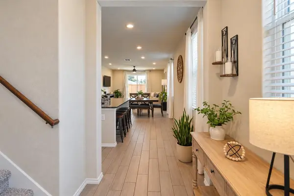 160 Honey Oak LN, New Braunfels, TX 78130