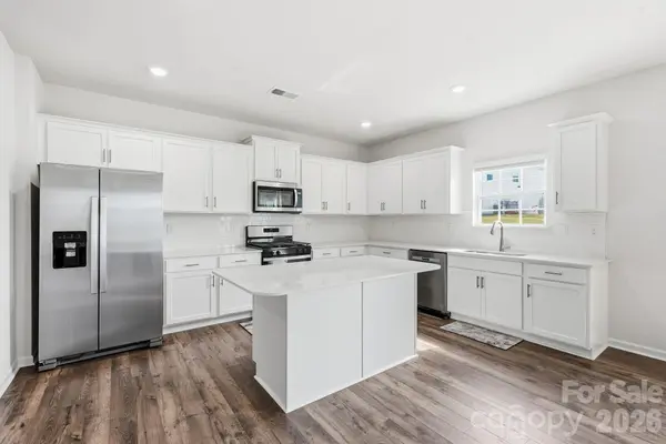9251 Mackinaw DR, Gastonia, NC 28056