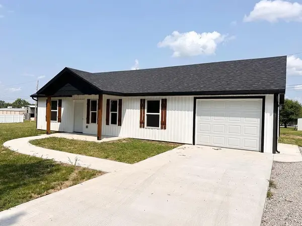 108 W Barrett AVE, Walker, MO 64790