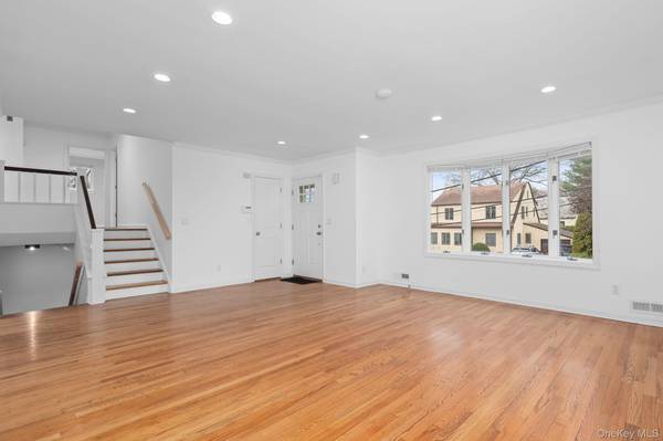 12 Chatham RD, New Rochelle, NY 10804