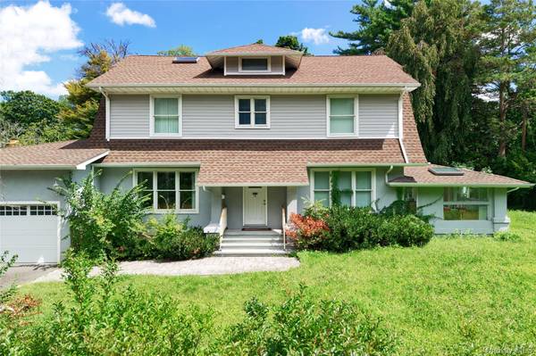 51 Bayview AVE, Great Neck, NY 11021