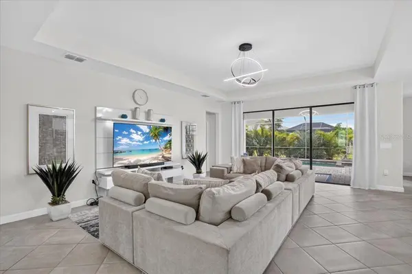 4970 OYSTER PEARL ST, Lakewood Ranch, FL 34211