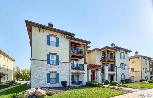 521 Bordeaux WAY, Cottleville, MO 63376
