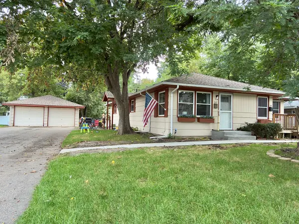 317 Washington AVE S, Edina, MN 55343