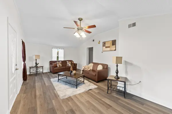 13512 Old Nashville Hwy, Smyrna, TN 37167