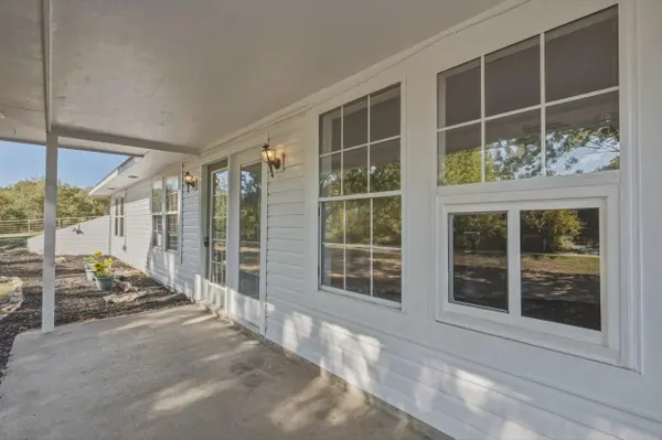 17655 Farm Road 1090, Cassville, MO 65625