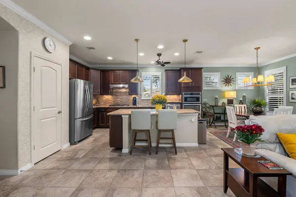 512 Martin Creek LN, Georgetown, TX 78633
