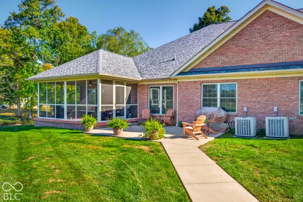 151 Westavia BLVD #17, Scottsburg, IN 47170
