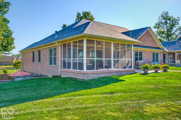 151 Westavia BLVD #17, Scottsburg, IN 47170