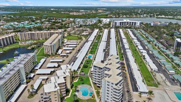 5830 MIDNIGHT PASS RD #8, Sarasota, FL 34242