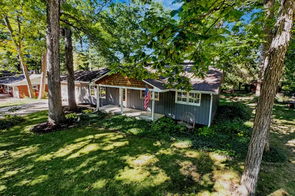504 W DUNBAR ST, Mahomet, IL 61853