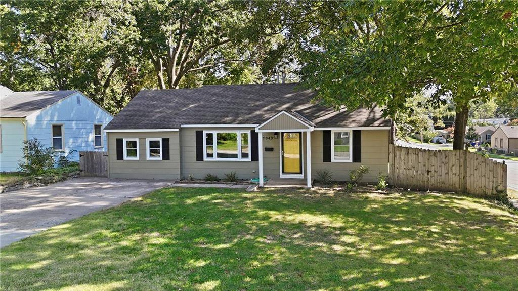 7049 Horton ST, Overland Park, KS 66204