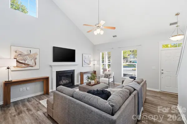 10329 Misty Moss CT, Mint Hill, NC 28227