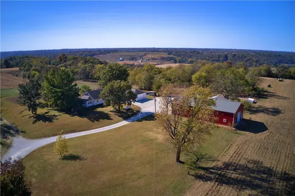 19904 Rattlesnake RD, Richmond, MO 64085