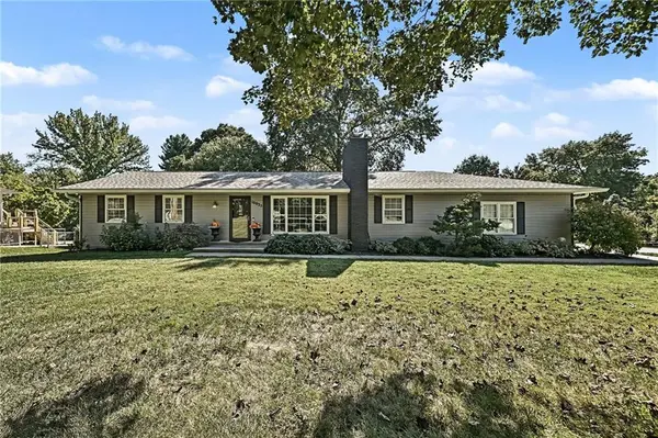 10035 W 55TH ST, Merriam, KS 66203