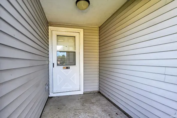 3333 Sussex LN, Lafayette, IN 47909-2976