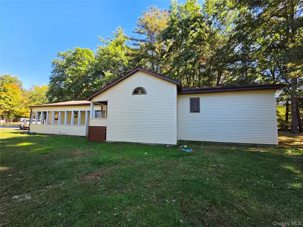 110 Foss LN, Huguenot, NY 12746