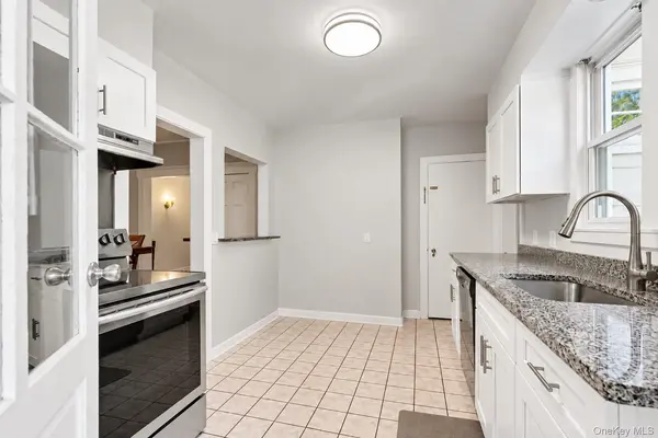 4 Tremont St, Greenwich, CT 06830