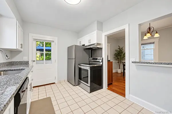 4 Tremont St, Greenwich, CT 06830