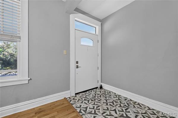 4320 Arsenal ST, St Louis, MO 63116