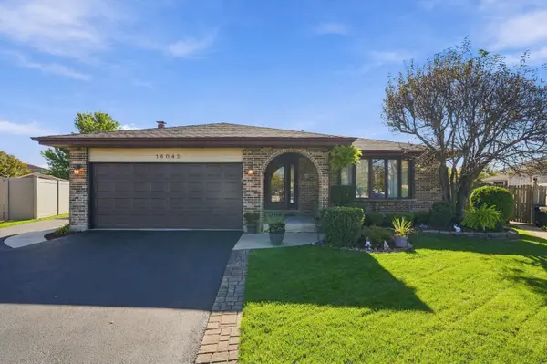 16042 85th CT, Tinley Park, IL 60487