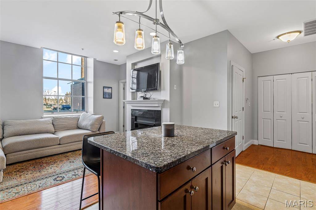 1515 Lafayette Ave #109, St Louis, MO 63104
