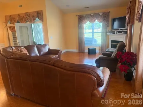 3511 Winter View CT, Charlotte, NC 28269