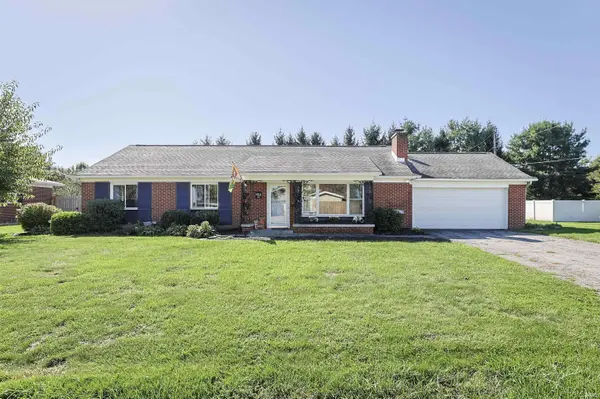 19080 Sundale DR, South Bend, IN 46614-5844