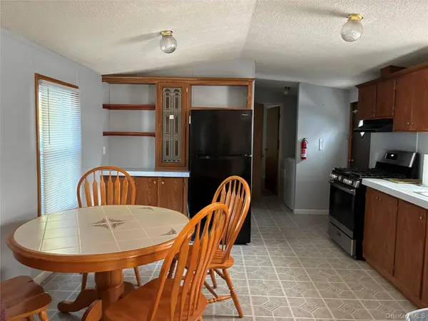 6842 Route 9 #20, Rhinebeck, NY 12583