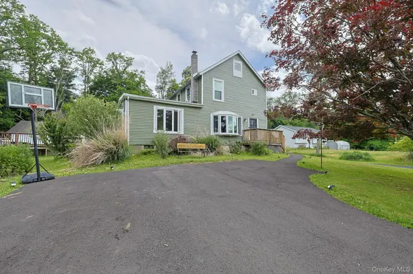 678 Prosperous Valley RD, Middletown, NY 10940