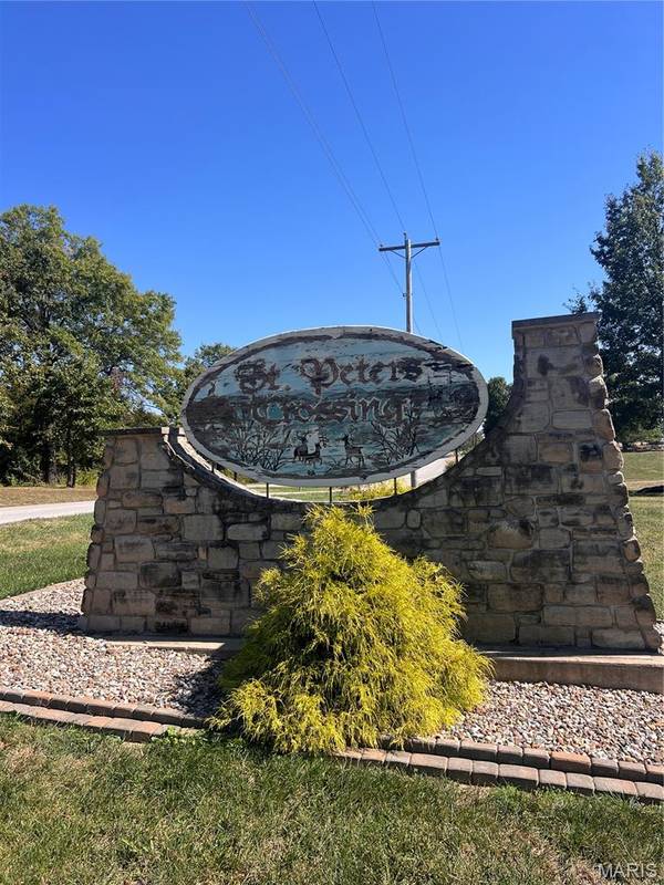 141 Michaelangelo Dr, Moscow Mills, MO 63362