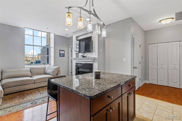 1515 Lafayette Ave #109, St Louis, MO 63104