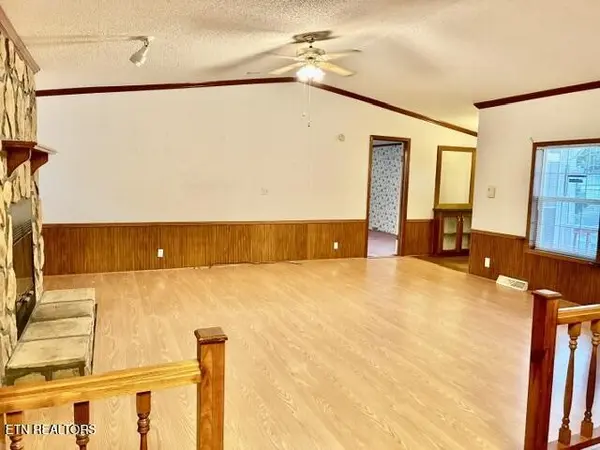 315 W Mount Rd, Kodak, TN 37764