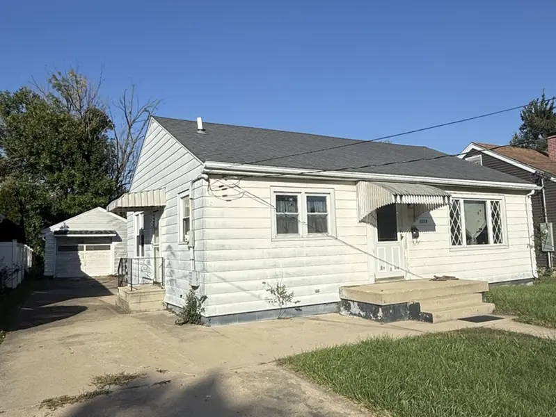 1119 Sanger ST, Ottawa, IL 61350