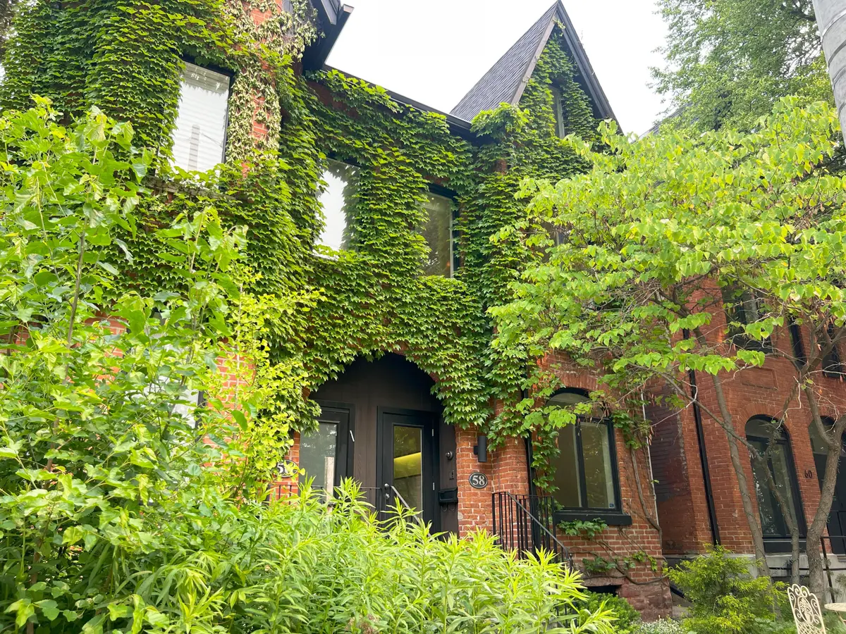 58 Shaftesbury AVE, Toronto C09, ON M4T 1A3