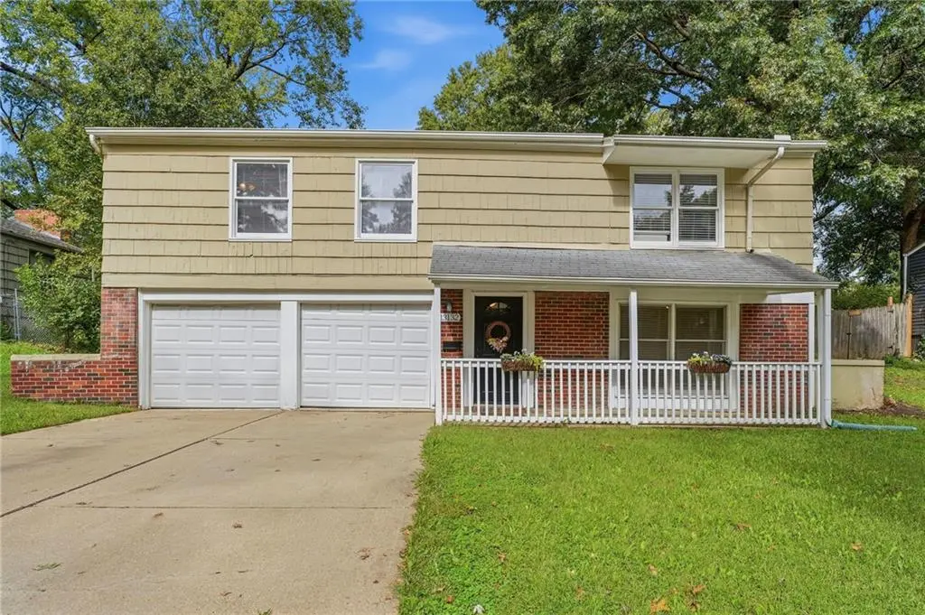 13132 Ashland AVE, Grandview, MO 64030