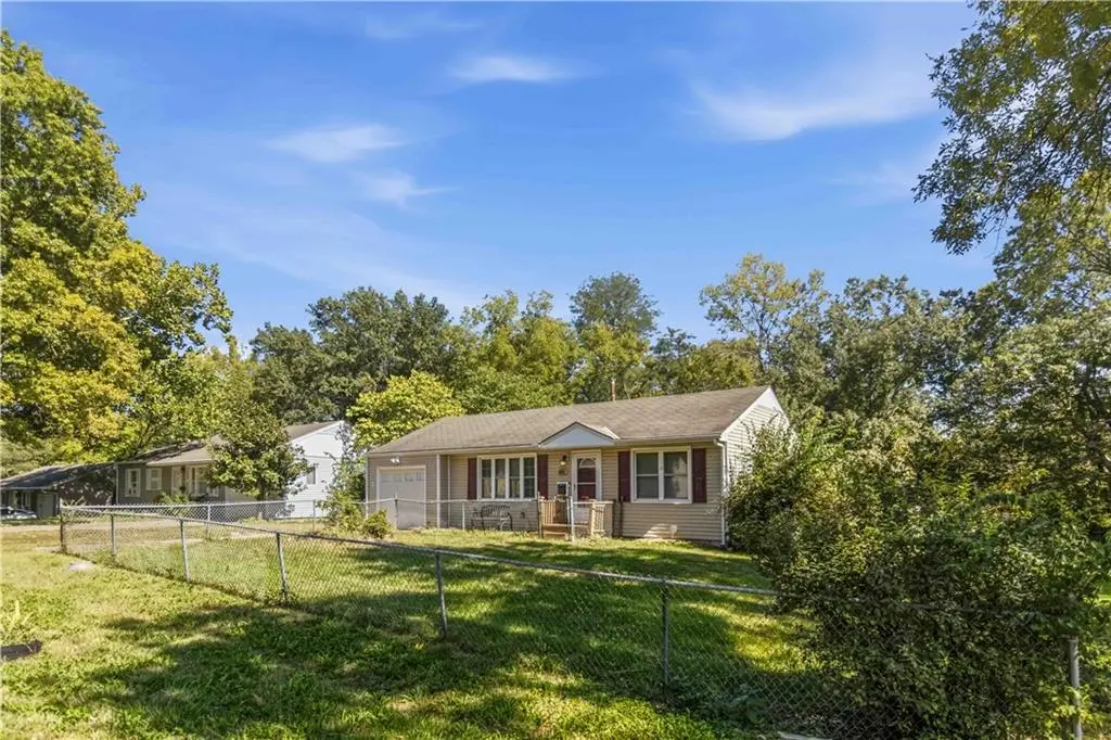9643 McGee ST, Kansas City, MO 64114