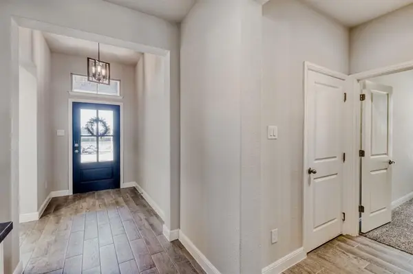 4124 Herdsman Drive, Krum, TX 76249