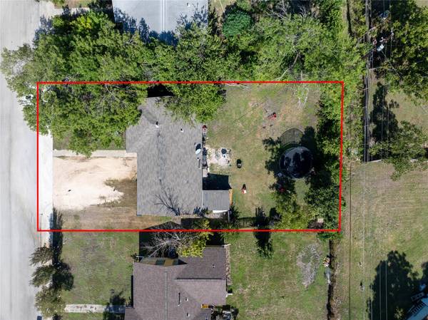 413 Patricia DR, San Marcos, TX 78666