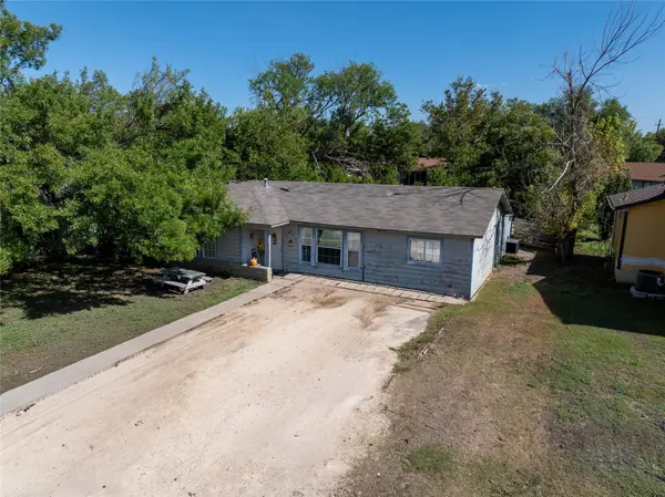 413 Patricia DR, San Marcos, TX 78666