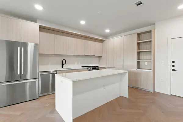 2209 S 1st ST #335, Austin, TX 78704