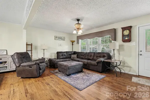 104 Terrace DR, Cherryville, NC 28021