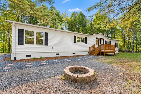 127 Pinnacle Heights DR, Nebo, NC 28761