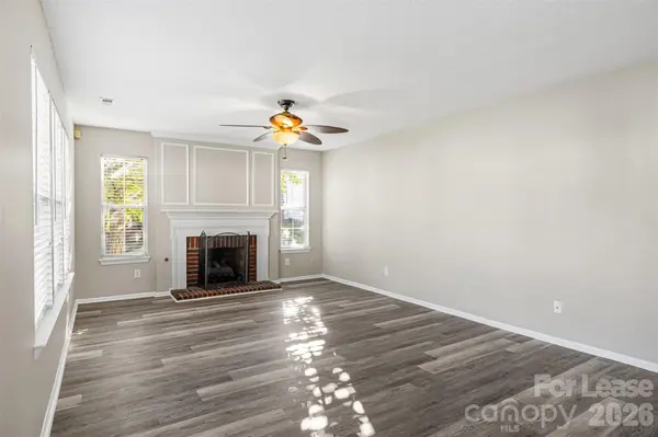 6102 Tesh CT, Charlotte, NC 28269