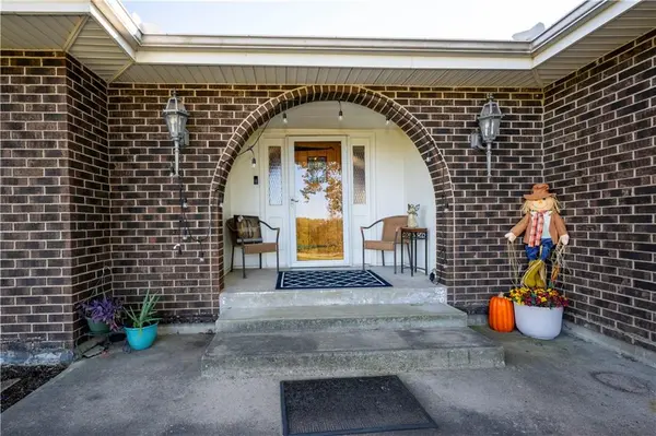 11409 E 261st ST, Peculiar, MO 64078