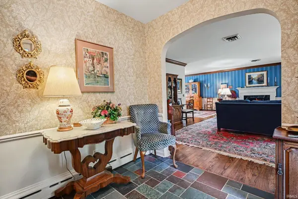 58590 Summit Ridge RD, Mishawaka, IN 46544-6475