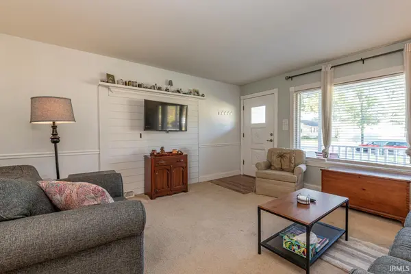 541 S Village DR, Bloomington, IN 47403